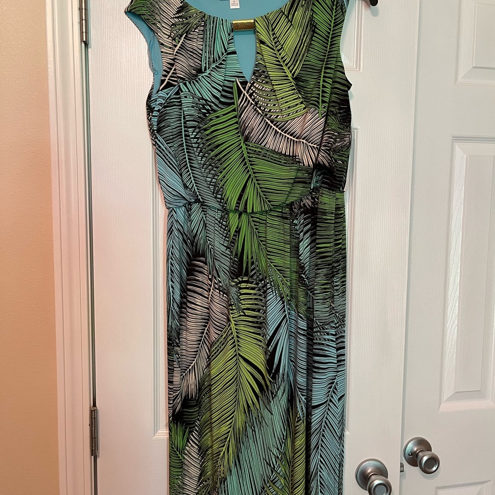 Beautiful palm print maxi dress